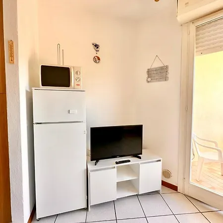 Phil House Out Finish Apartment